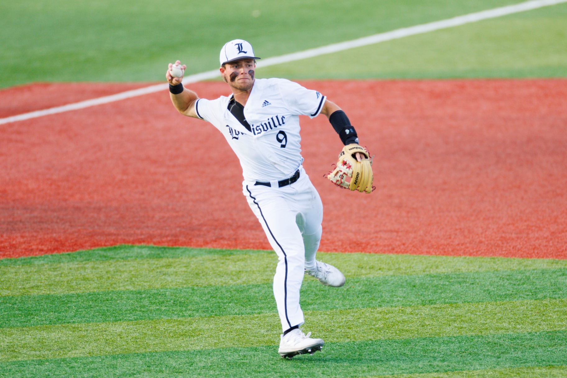 Dylan Hoy playing college baseball